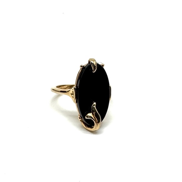 Avon Jewelry - Vintage Avon Nightflower Ring Goldtone with Black Oval Faux Onyx Size 5 3/4